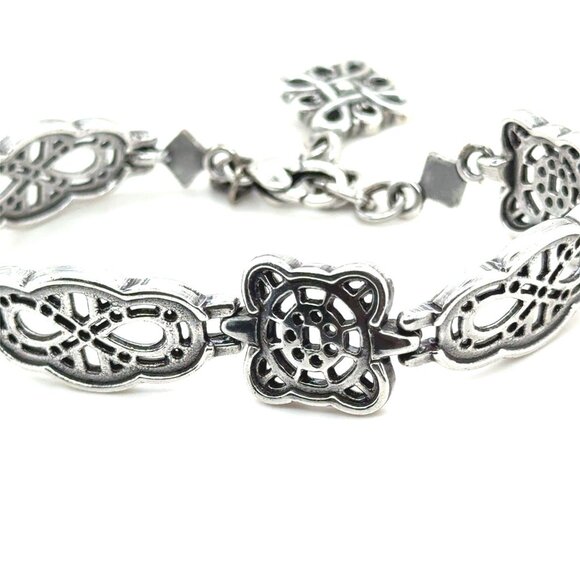 Lovely Brighton Link Bracelet - Picture 2 of 4